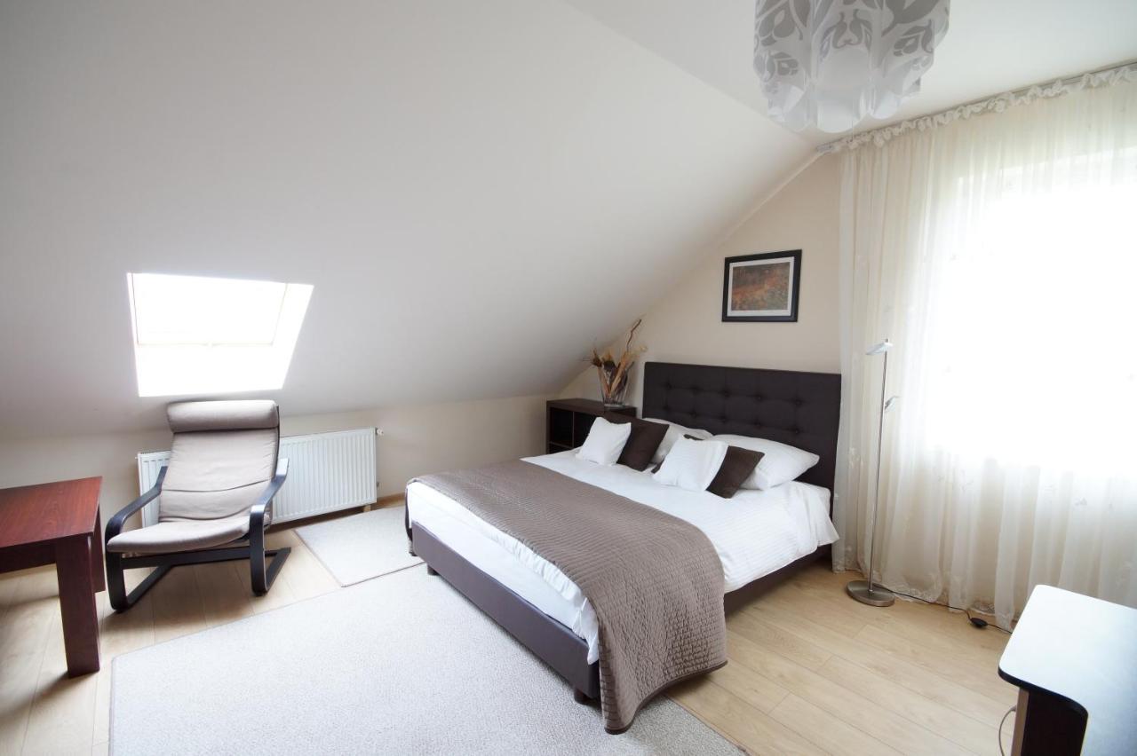 Koral Hotel Chłapowo Bagian luar foto