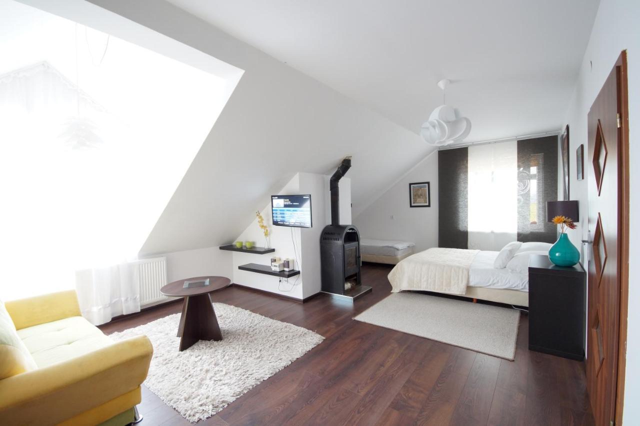 Koral Hotel Chłapowo Bagian luar foto
