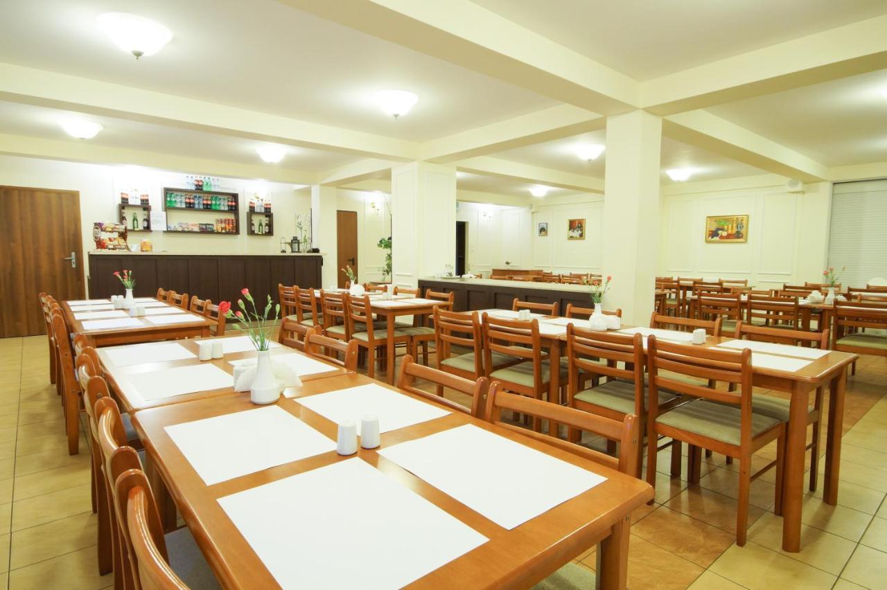 Koral Hotel Chłapowo Bagian luar foto