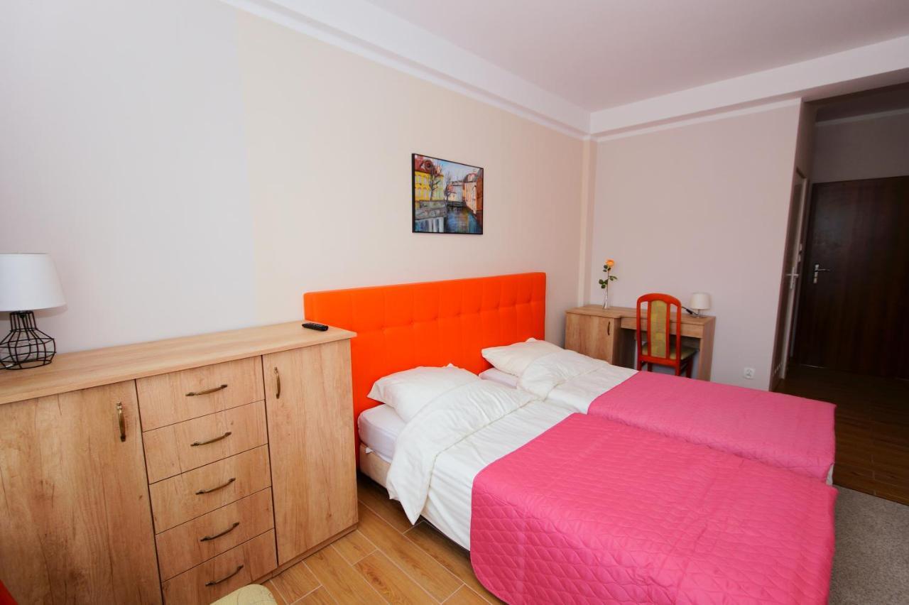 Koral Hotel Chłapowo Bagian luar foto