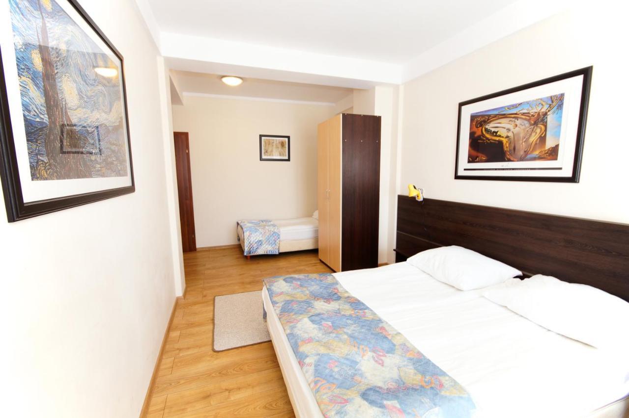 Koral Hotel Chłapowo Bagian luar foto